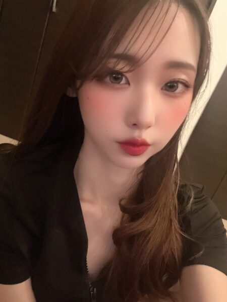 蜜姫あんず(新人)